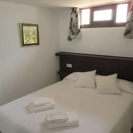 Апартаменты Playa Honda Sleeps 2 Wifi